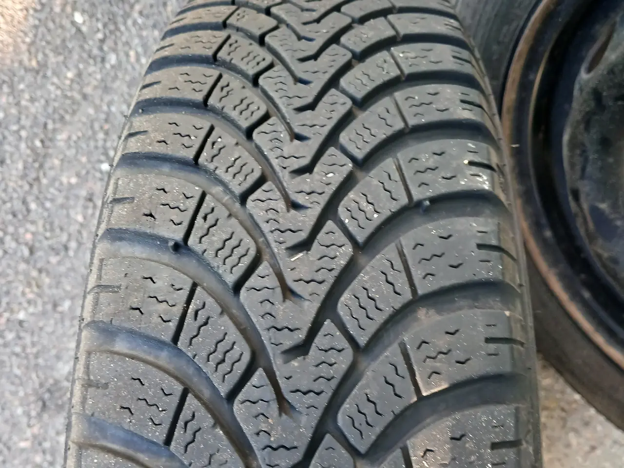 Billede 3 - 4 stk. vinterhjul til Citroen C1/Peugeot 107/Aygo