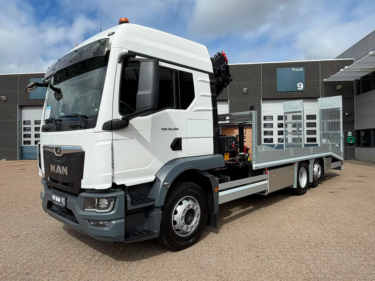 Billede 1 - MAN TGM 26.290 6X2-4, Knæklad