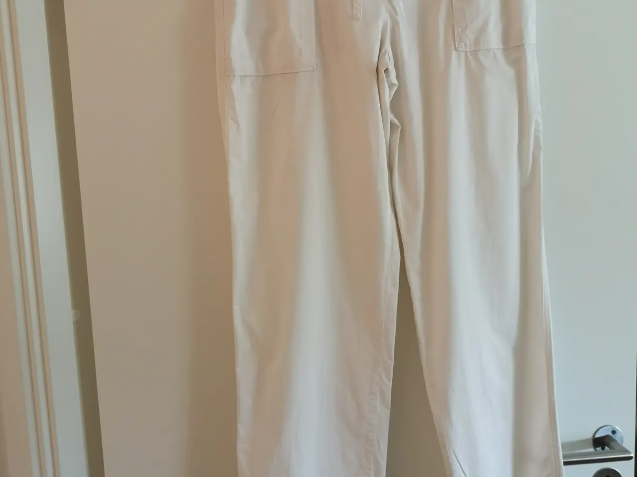 Billede 1 - Smarte Lacoste bukser str. 40