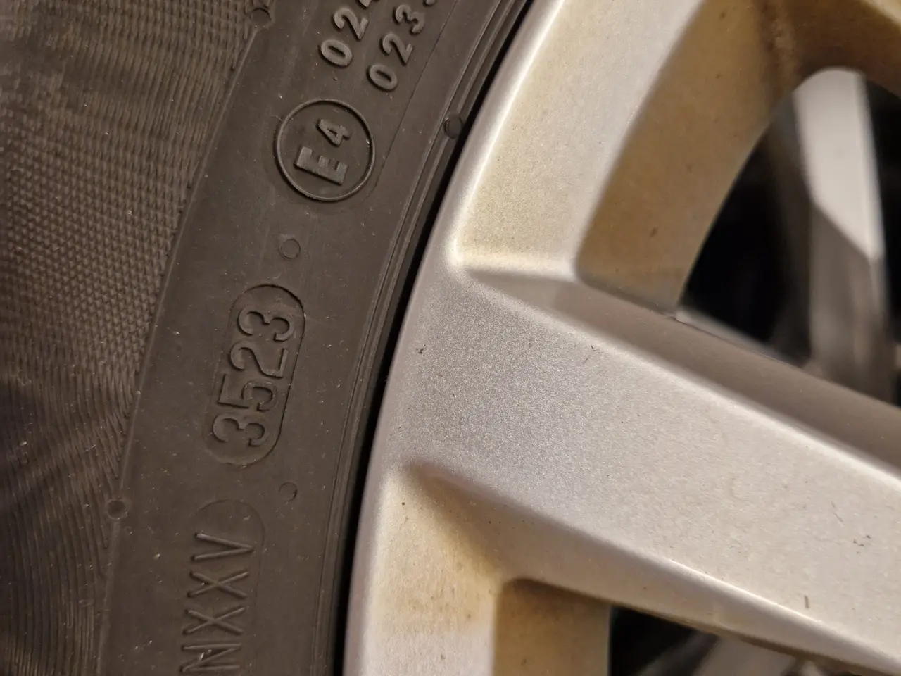 Billede 8 - Vinterdæk ContiWinterContact 215/60 R16 m. alufælg
