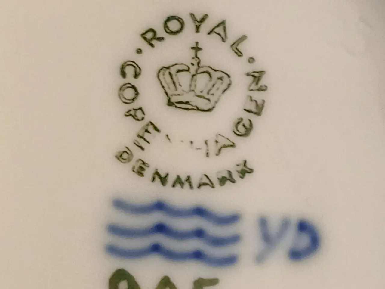 Billede 4 - Royal Copenhagen Snittedrengen (nr. 905) - 1. sort