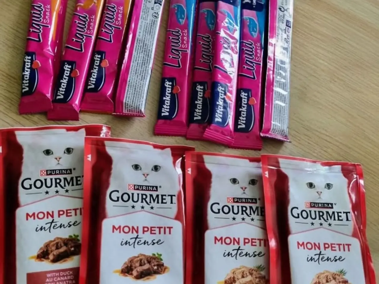 Billede 4 - Lækker foder-snack pakke til din kat 😻
