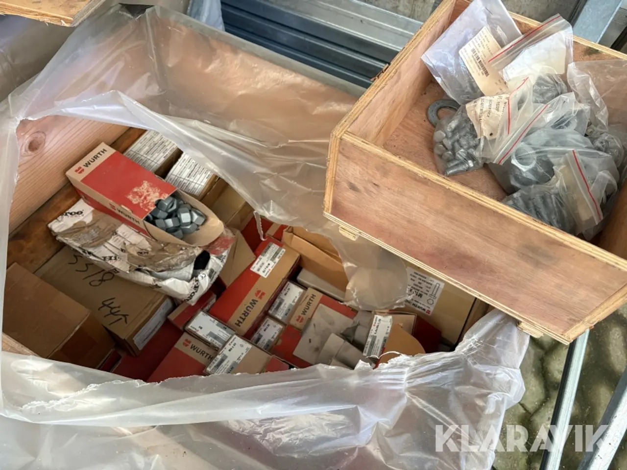 Billede 1 - Blandet lot med bolte og møtrikker, stort lot