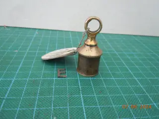 Olieflaske, antik,  pistoler eller revolver.