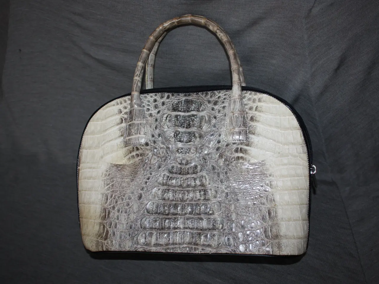 Billede 1 - River Genuine Crocodile Skin / krokodilleskind