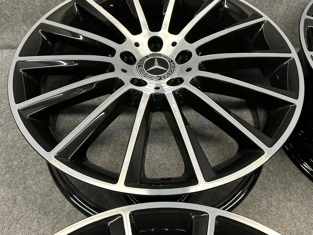 Billede 3 - ALUFÆLGE MERCEDES C 205 W205 C205 AMG 19"