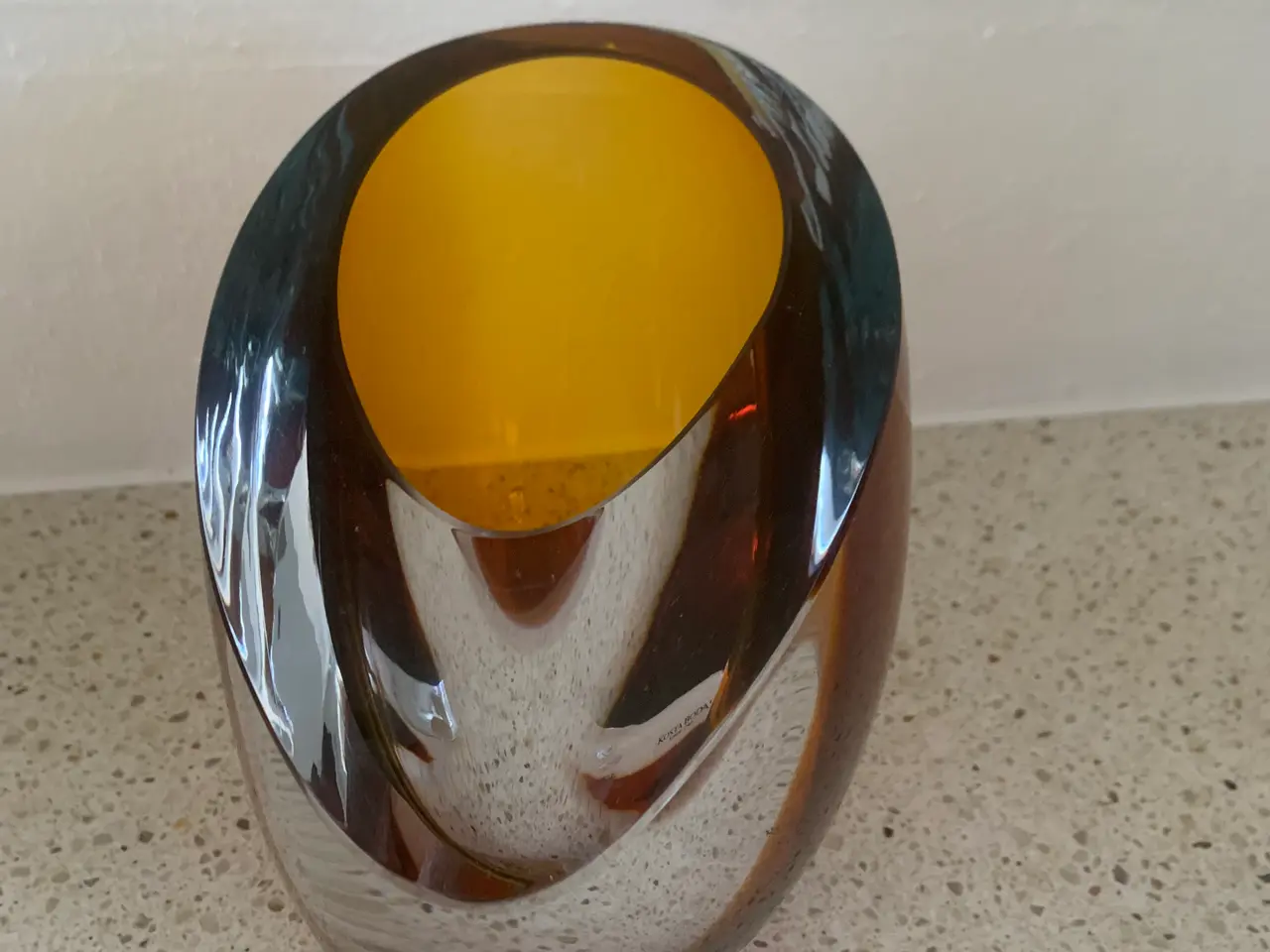 Billede 2 - Kosta Boda vase i glas