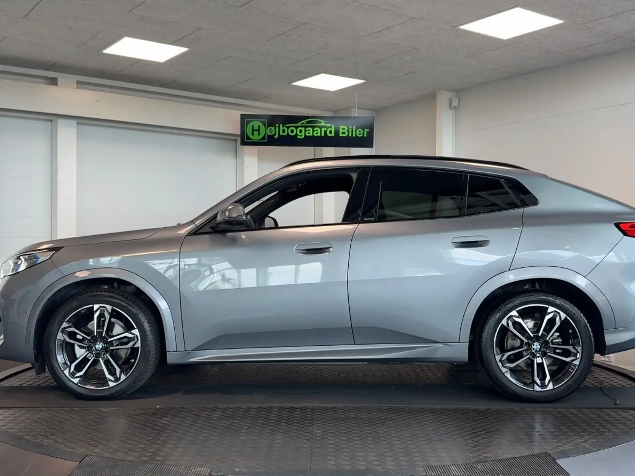 Billede 2 - BMW iX2 eDrive20 Fully Charged M-Sport
