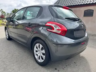 Peugeot 208 med nyere motor