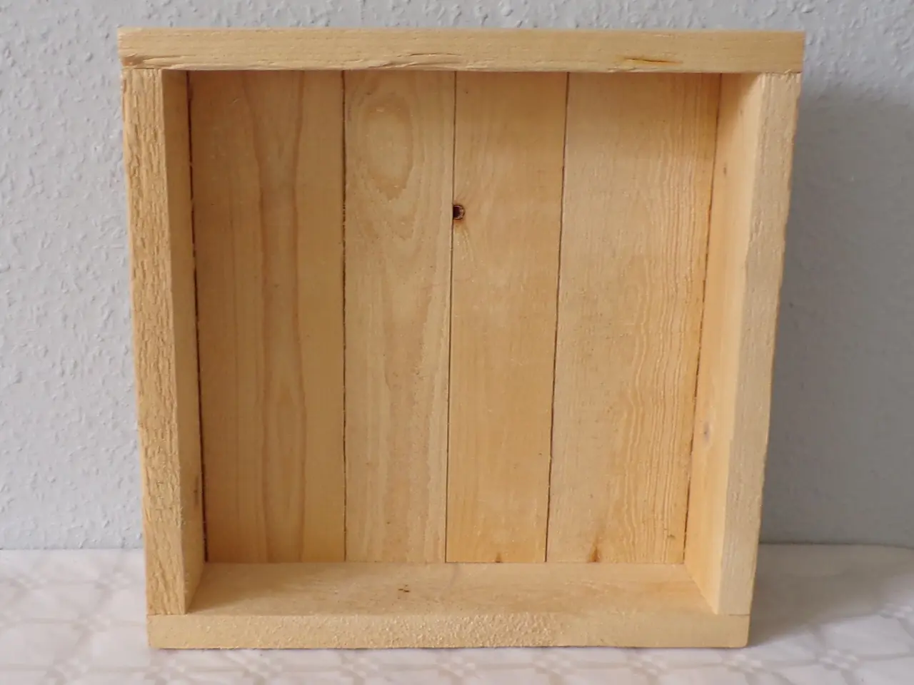 Billede 6 - Bakke i genbrugstræ 30 x 30 cm