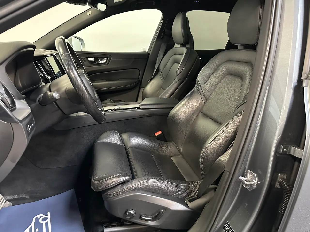 Billede 6 - Volvo XC60 2,0 T8 Twin Engine  Plugin-hybrid R-design AWD 407HK 5d 8g Aut.