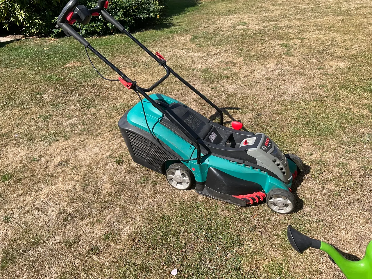 Billede 3 - Bosch Rotak 36 LI batteri-græsslåmaskine+ tilbehør