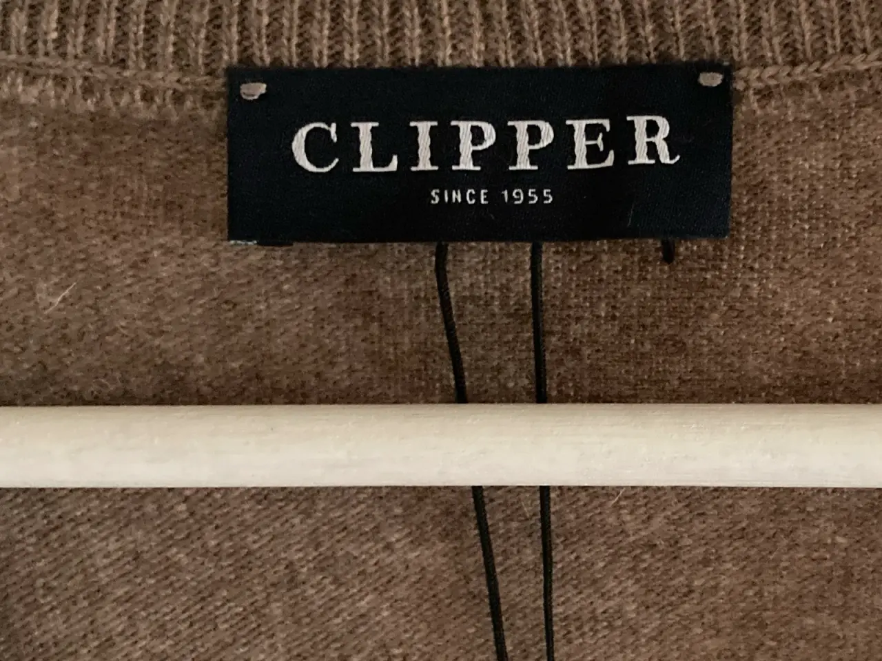 Billede 4 - Clipper brun herre strikvest i Merino uld str L.