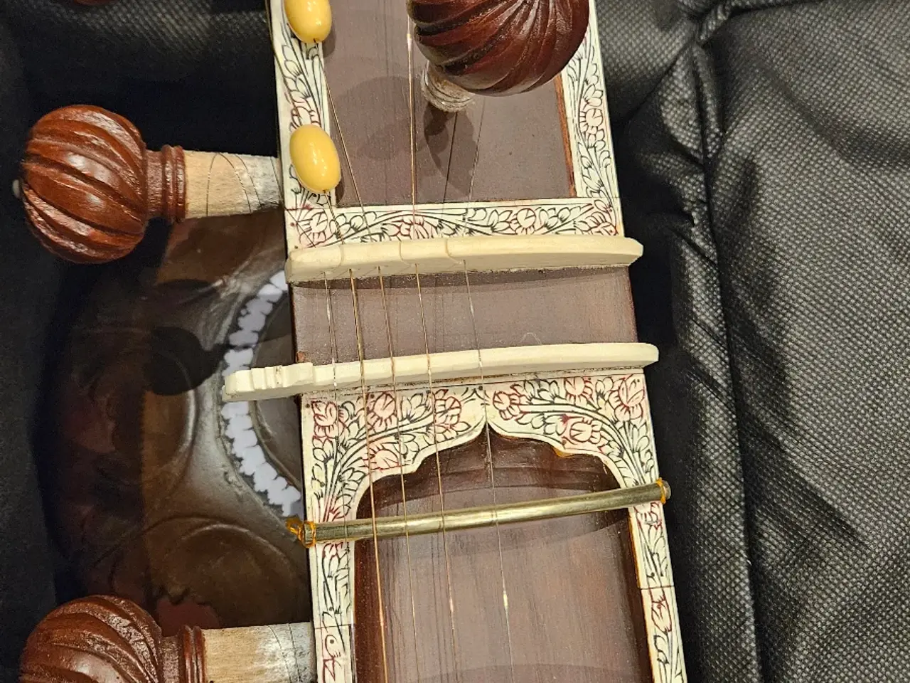 Billede 10 - Nataraj Sitar 103/18 – 11 sympatiske strenge m.tas