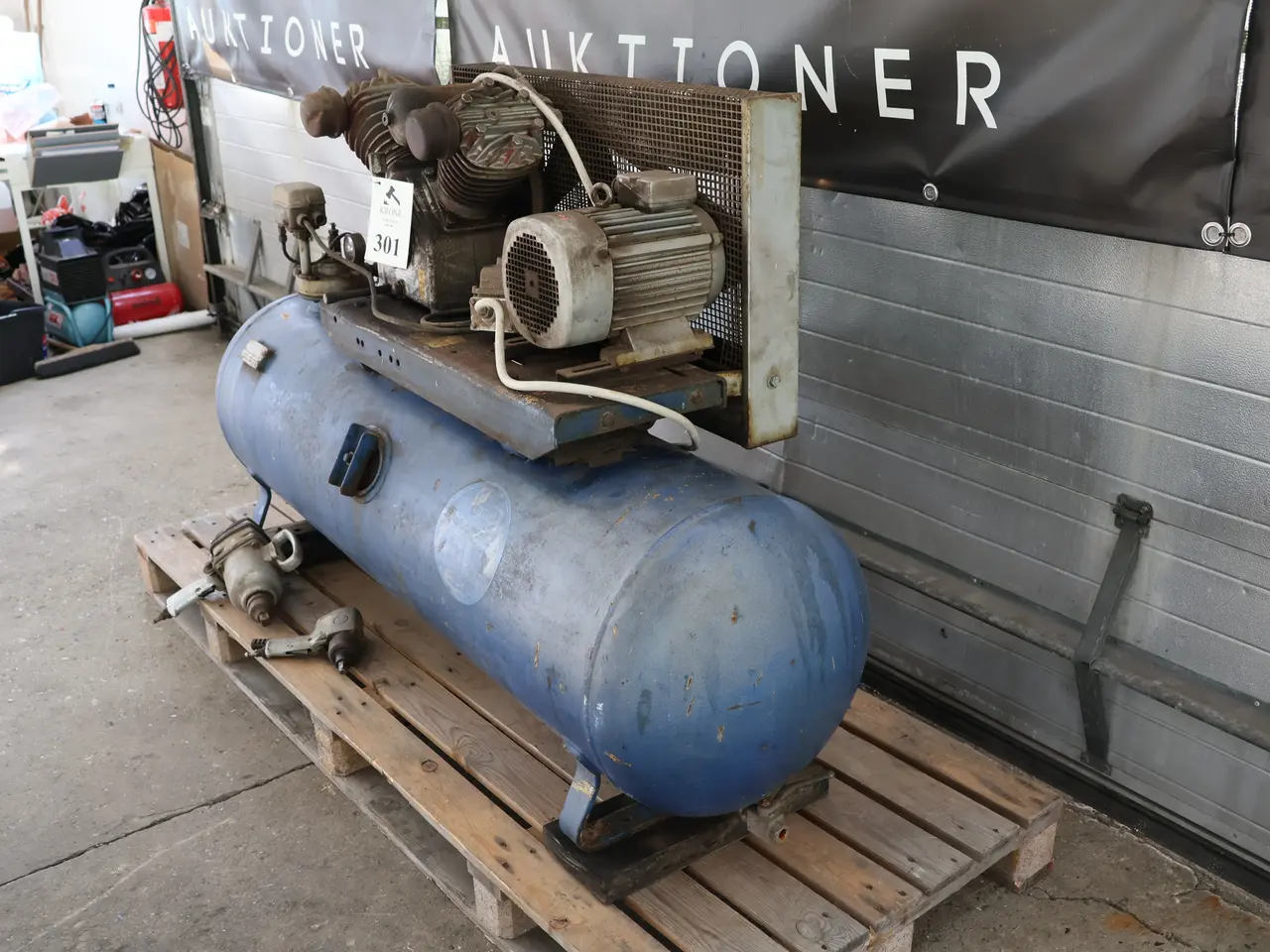 Billede 3 -  Stenhøj kompressor, 2 cylinder, 300L tank