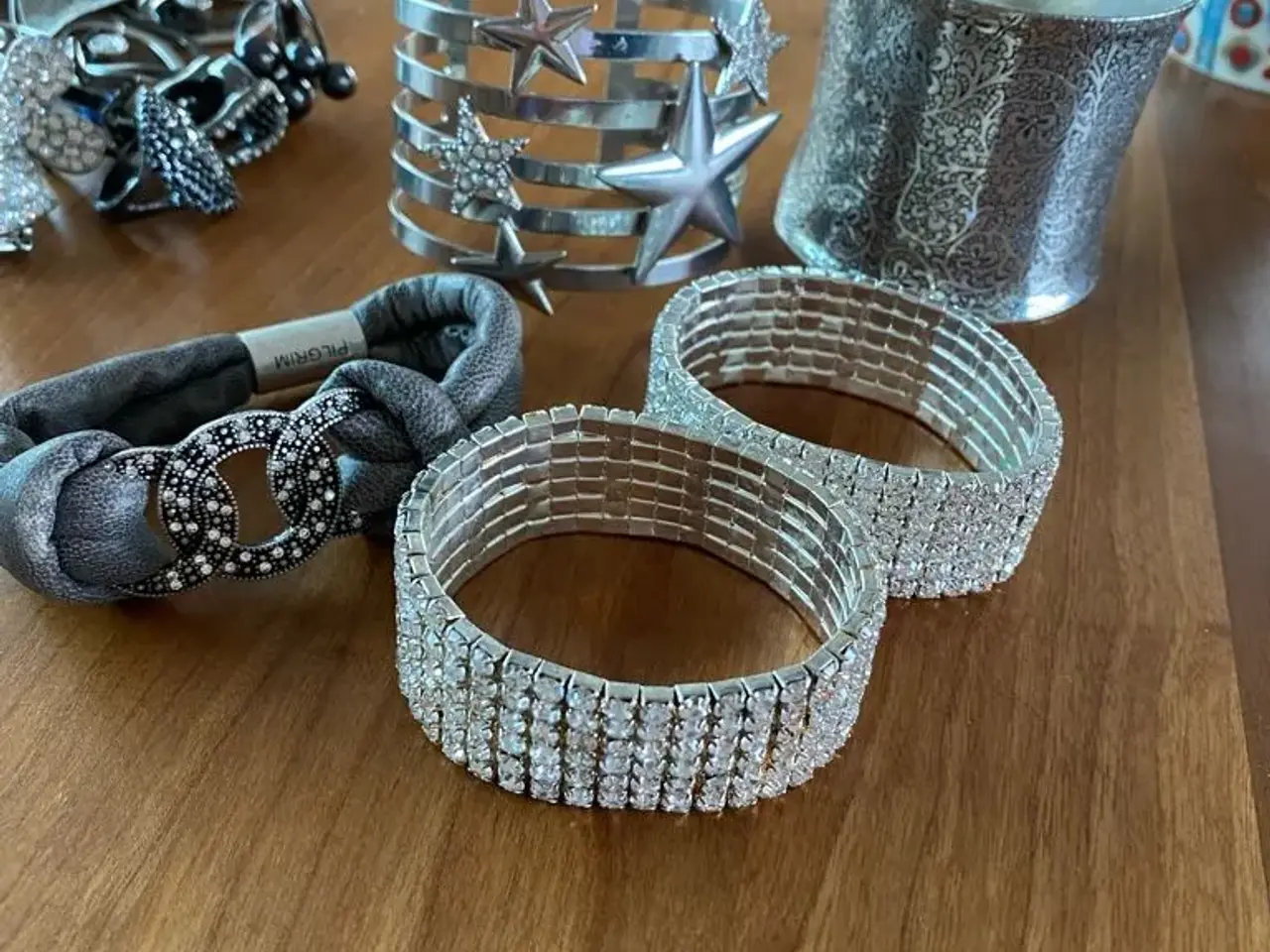 Billede 1 - Flotte armbånd