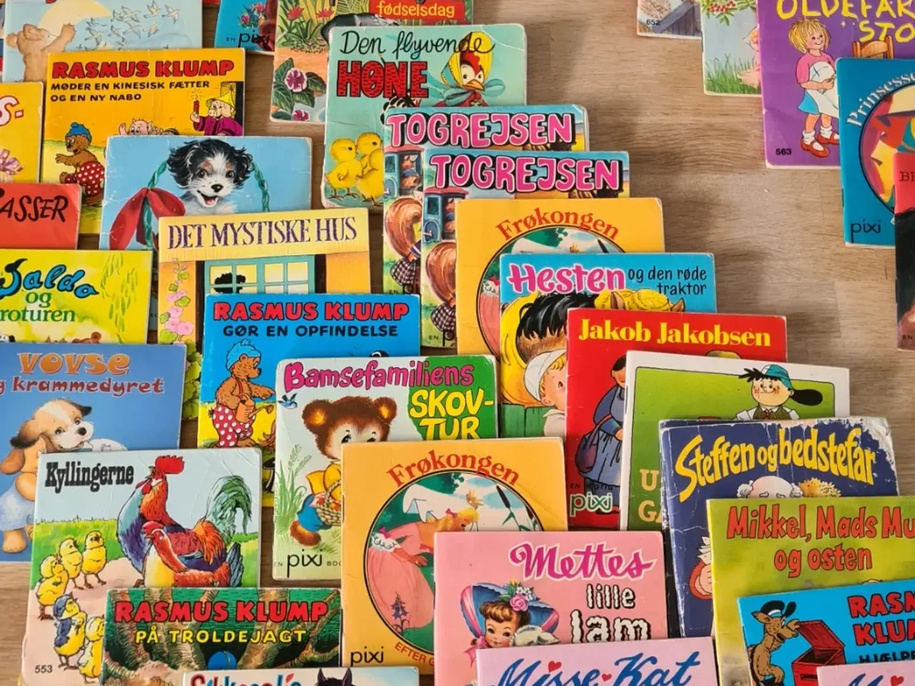 Billede 3 - Pixi bøger, Diverse 68 stk