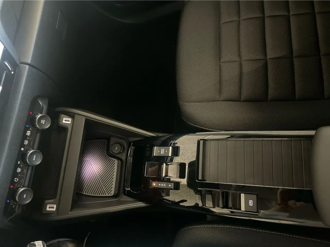 Billede 24 - Citroën ë-C4 50 Plus
