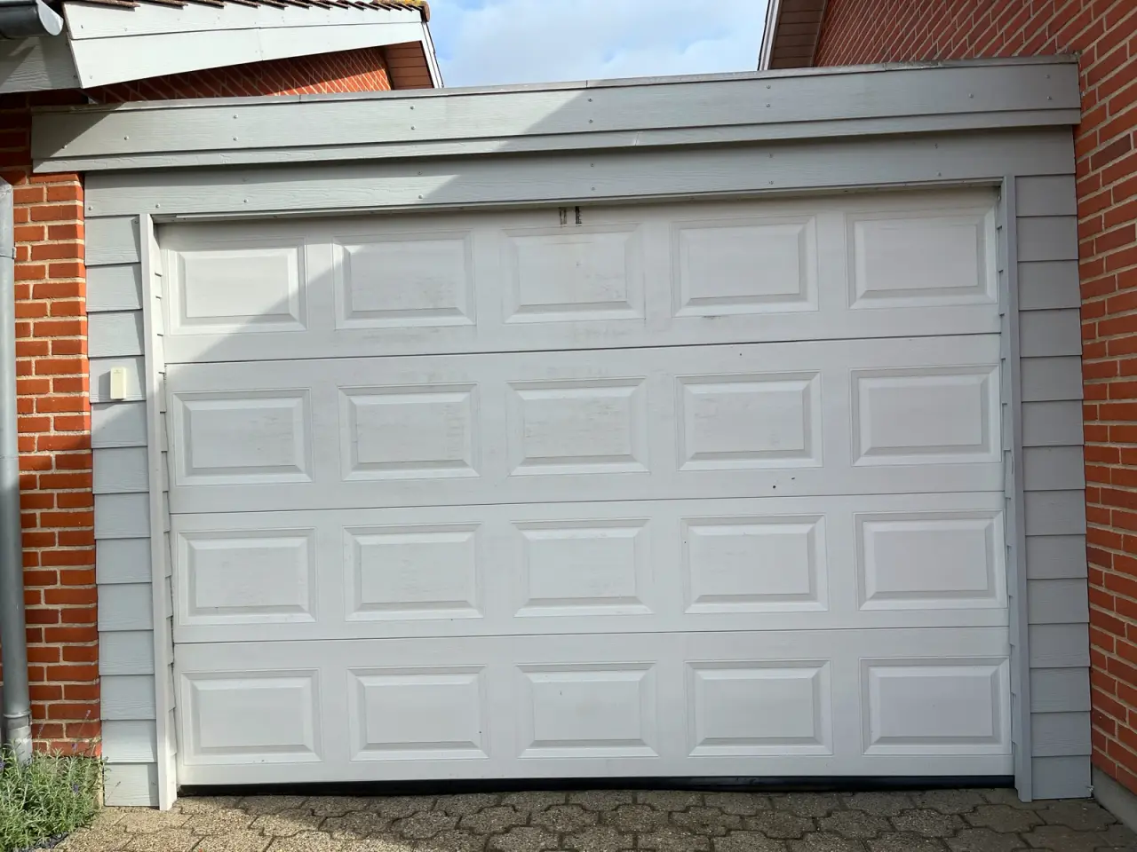 Billede 1 - Elektrisk garageport