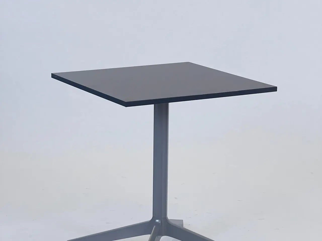 Billede 1 - Pedrali Ypsilon Bord – Grå 65x65x74 cm