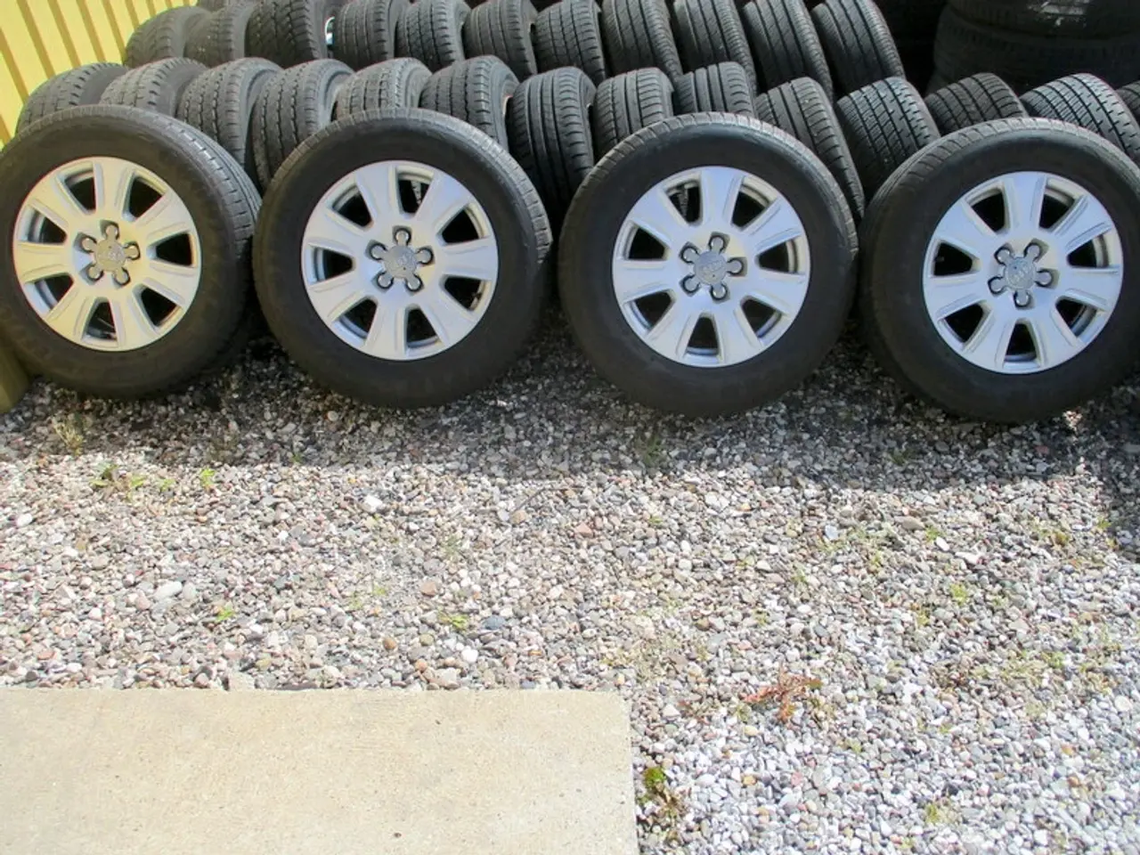 Billede 1 - 16" orig. Audi Q5 5X112 ET33 215/65/16" sommerdæk