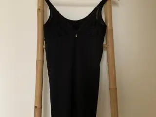 Triumph shapewear kjole, str. 40 - NY!