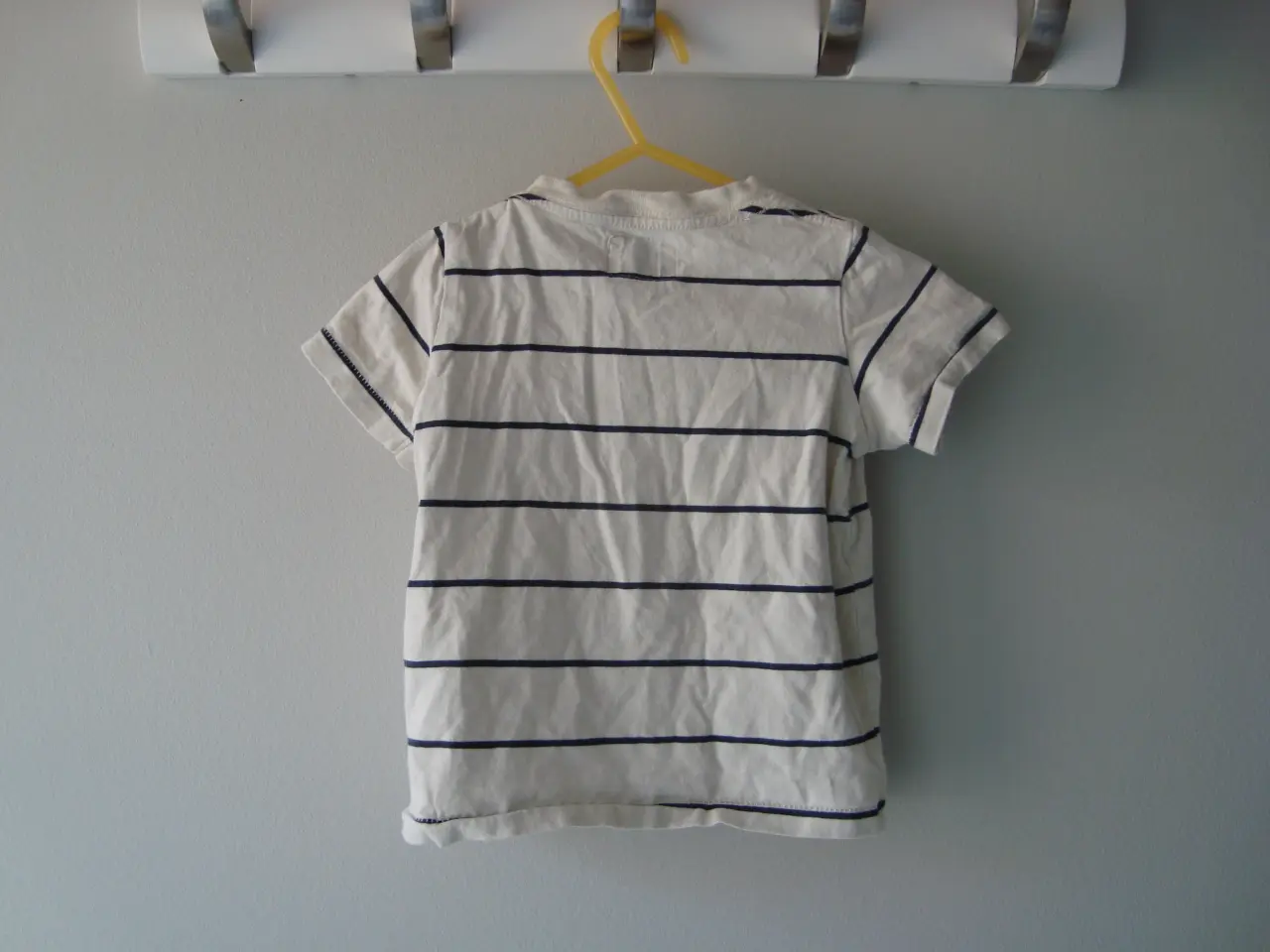 Billede 2 - T-Shirt - Str. 68