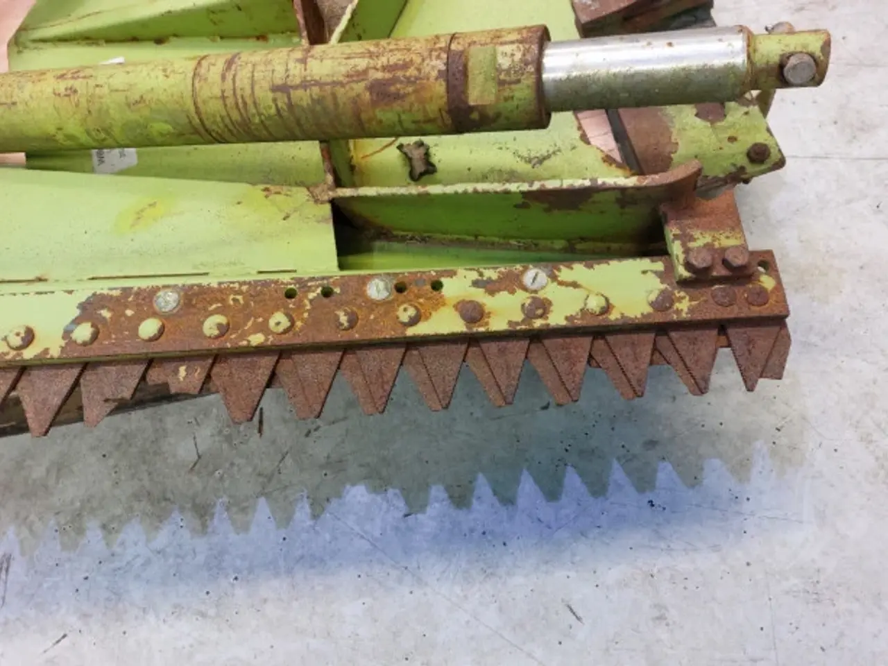 Billede 1 - Claas Commandor 116 Båcht Sidesknive
