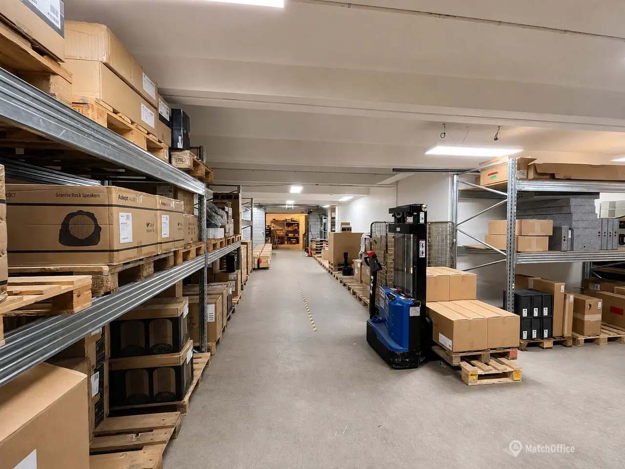Billede 3 - 534 m2 lyst og indflytningsklart lager