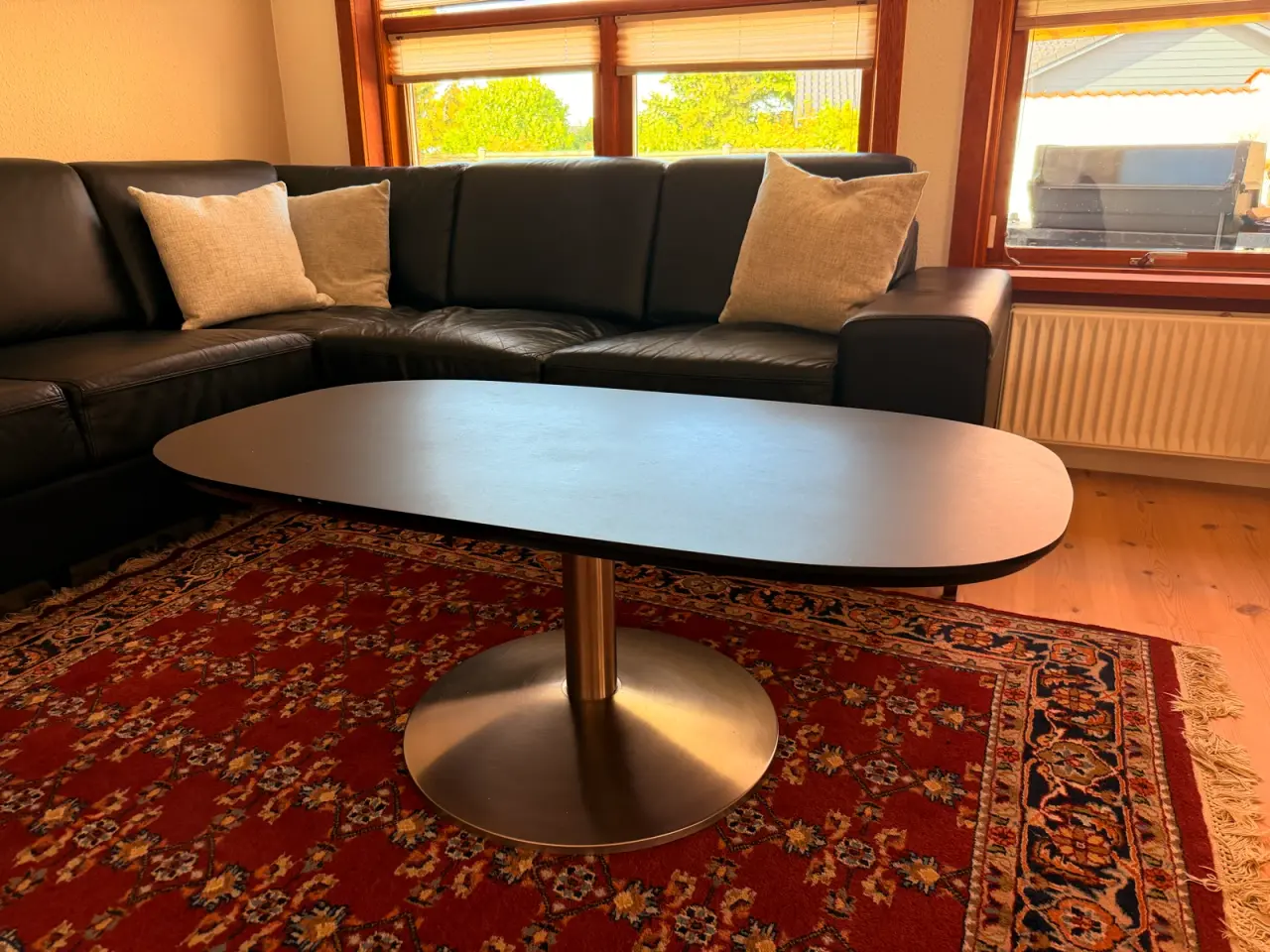 Billede 1 - Pænt stue bord