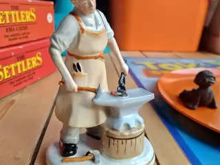 Smed Figur med Ambolt