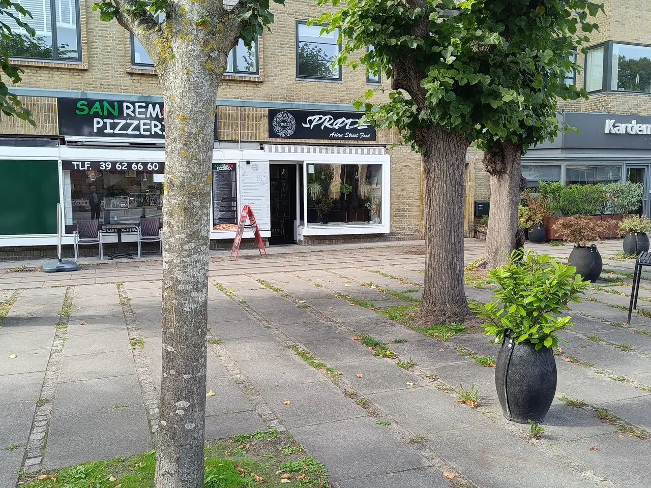 Billede 1 - Restaurant/Café/Take Away på butikstorv.