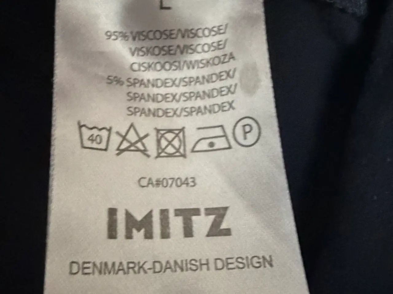Billede 4 - Smart sort kjole str. L