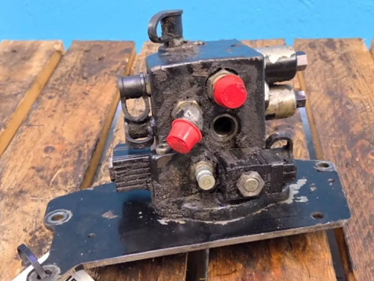 Billede 6 - Massey Ferguson 6290 Trykventil 3795675M13
