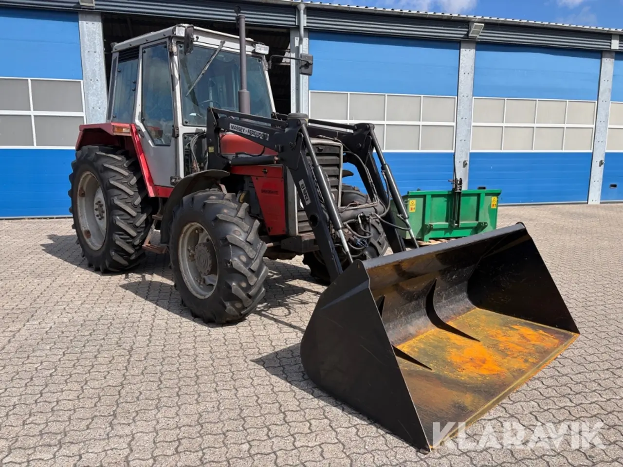 Billede 7 - Traktor Massey-Ferguson 690 RJ med frontlift og tilbehør