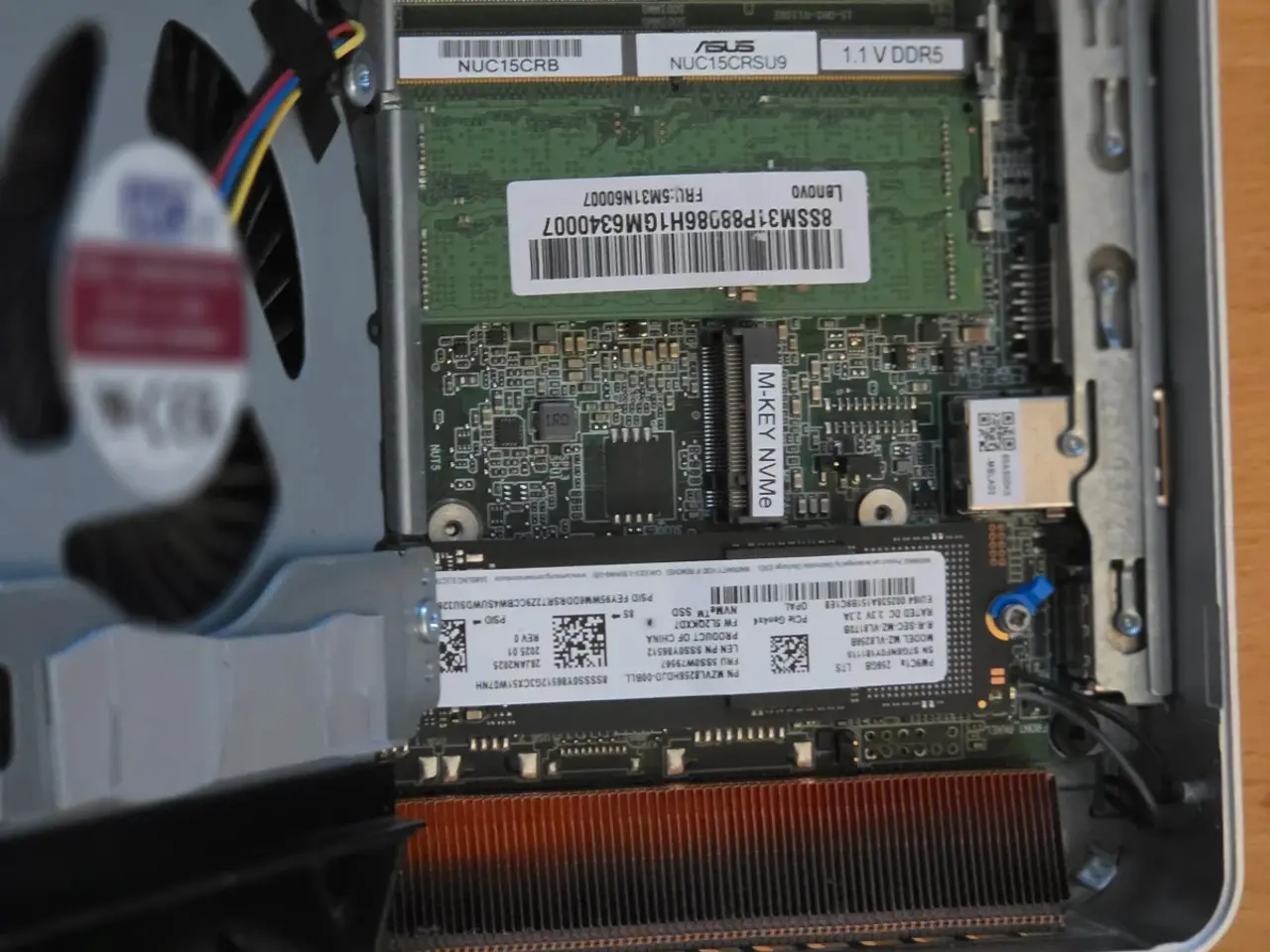 Billede 9 - Asus nuc 15pro+ med intel ultra 9 processer