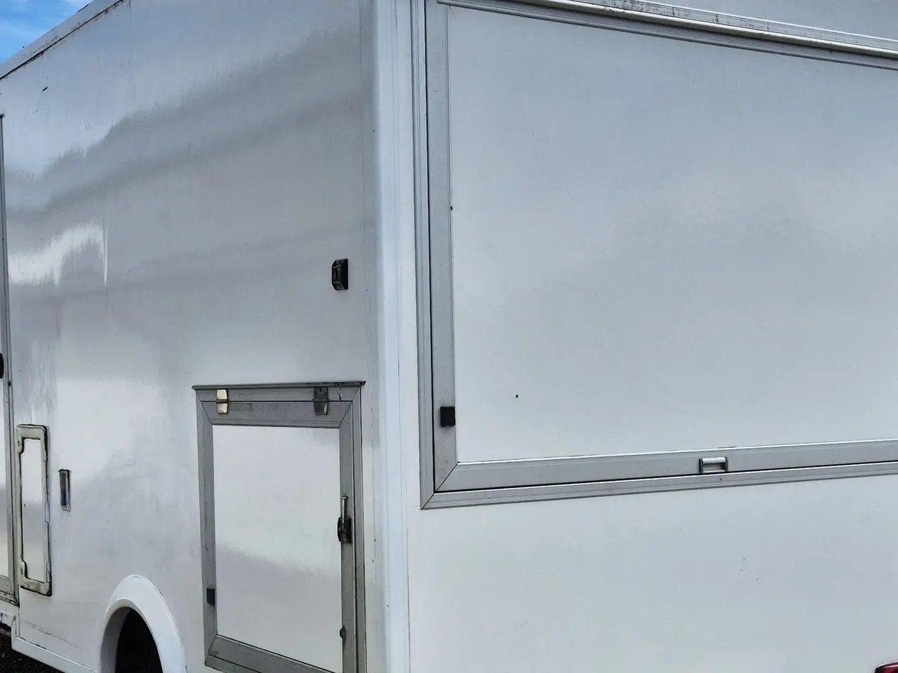 Billede 5 - Fiat Ducato / komplet foodtruck - klar til drift / årgang 2019