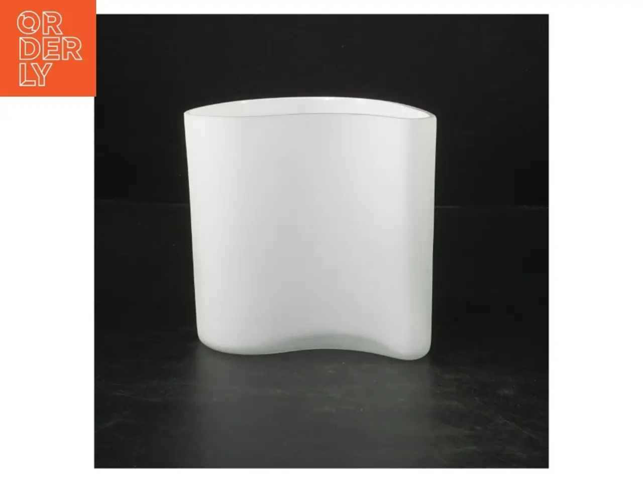 Billede 2 - Glasvase 12,5x14 cm fra Holmegaard (str. 12,5x14 cm)