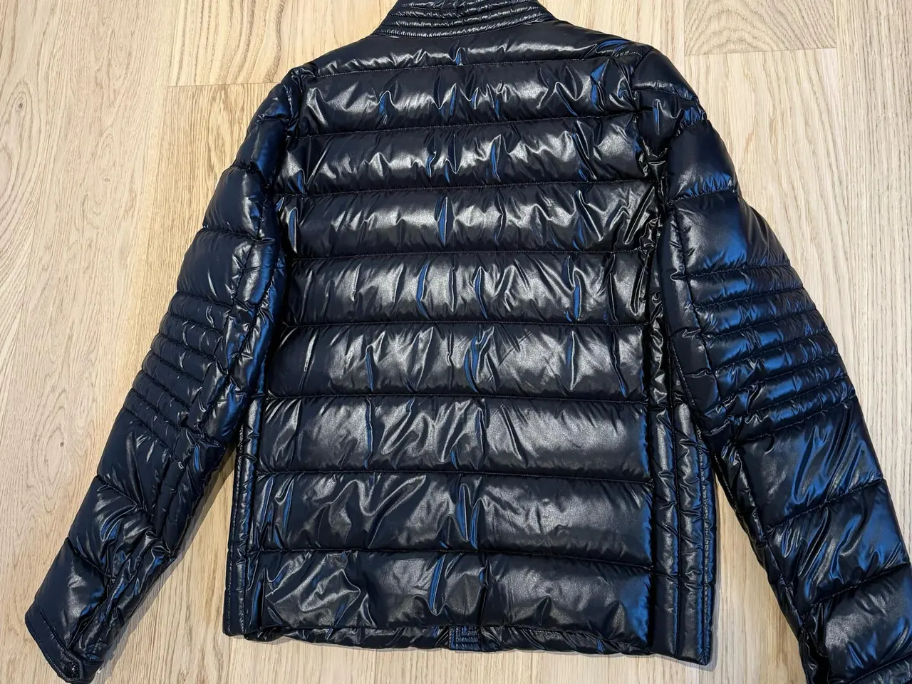 Billede 2 - Moncler dunjakke i M