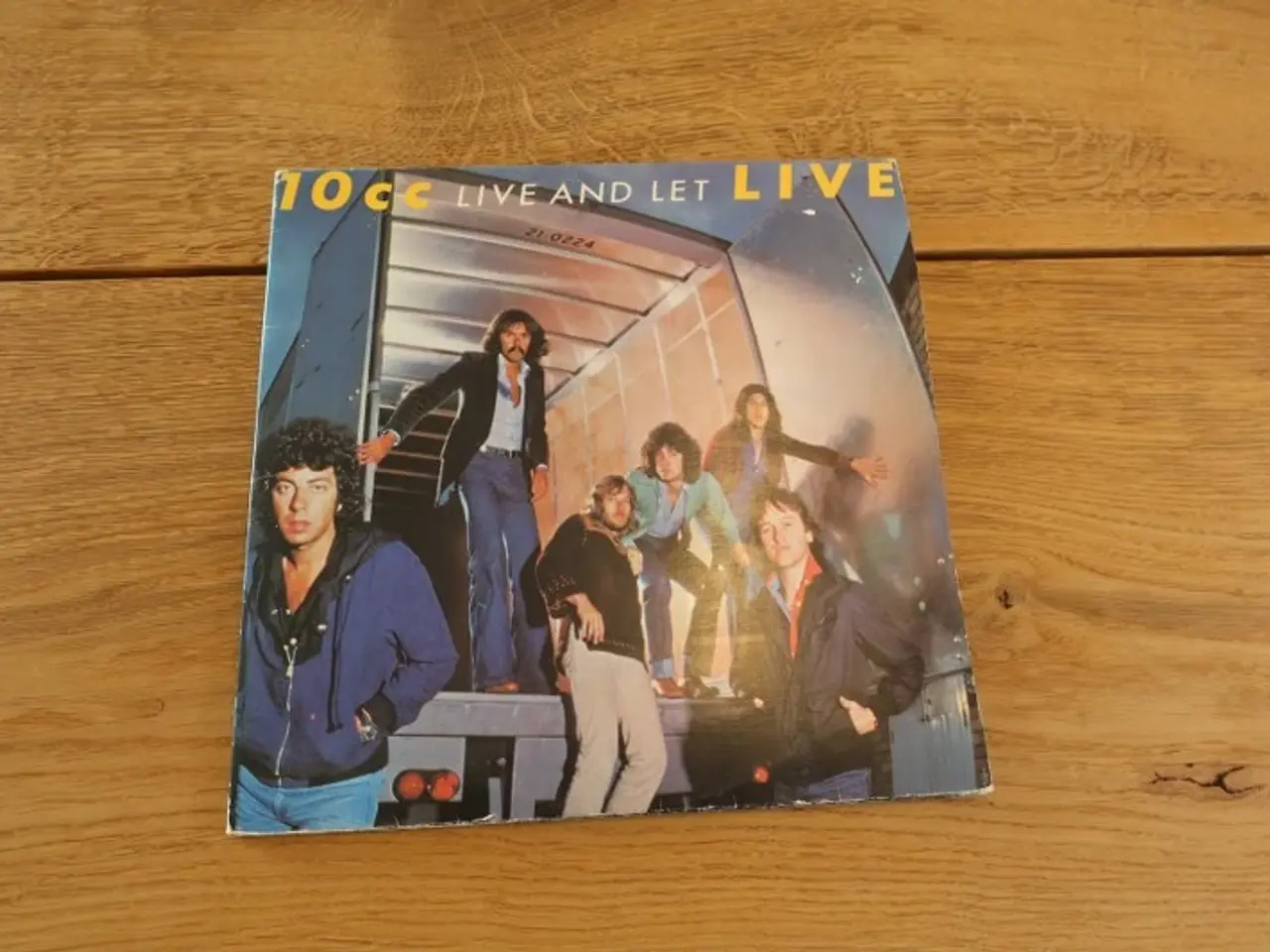 Billede 1 - 10cc – Live And Let Live