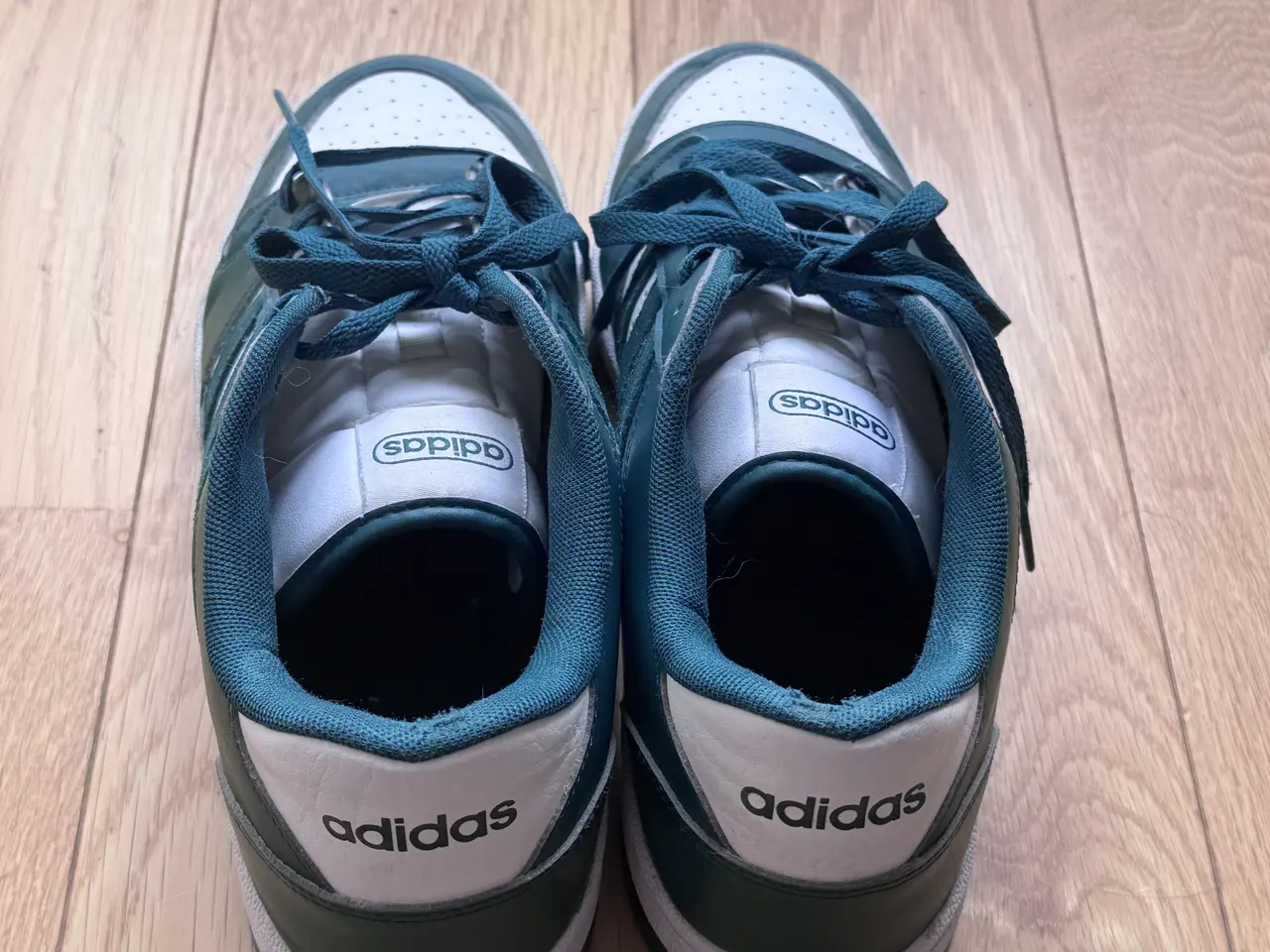 Billede 4 - Adidas Shoe. Outstanding condition. Size 10 / 44 G