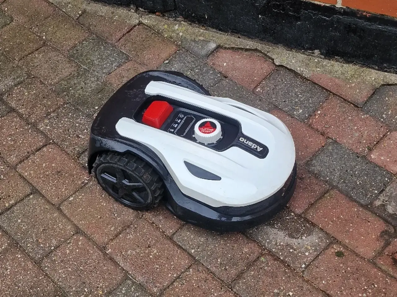 Billede 4 - Adano RM6 Robotklpper med tilbehør.