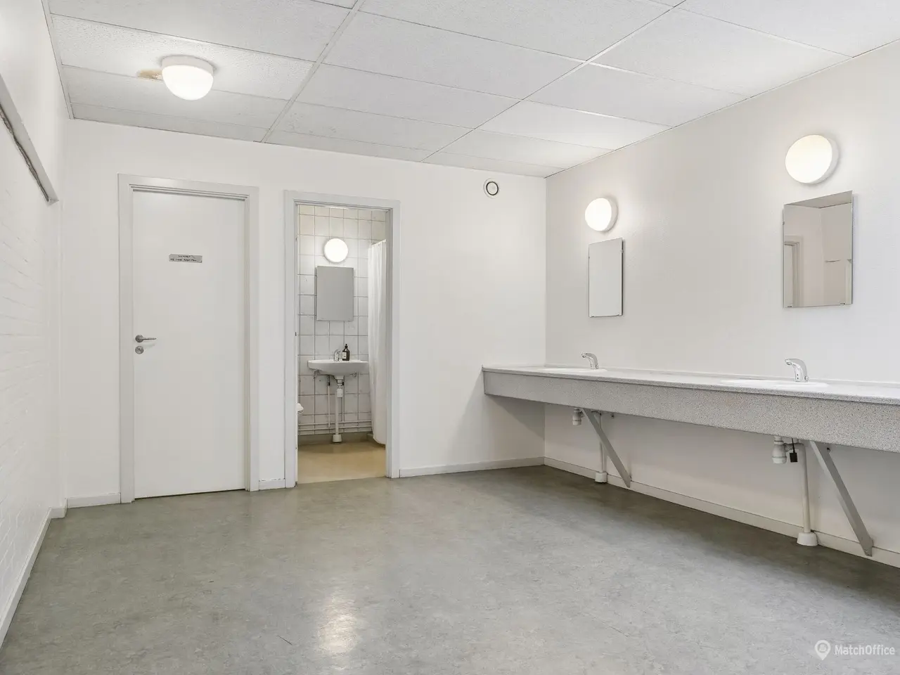 Billede 10 - Attraktivt lejemål med lager og stort kontor