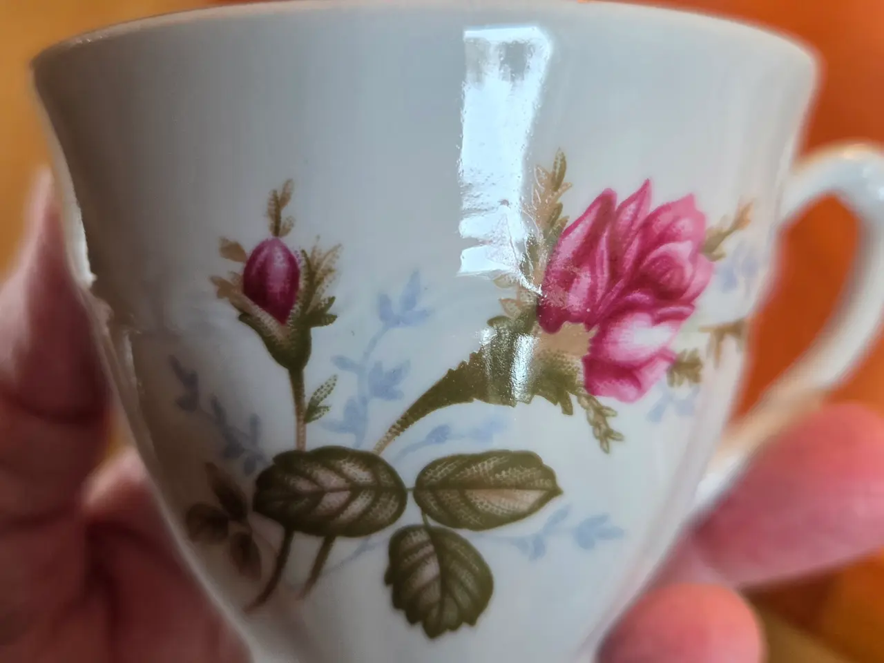 Billede 4 - Marie Therese kaffestel med rosenmotiv og guldkant