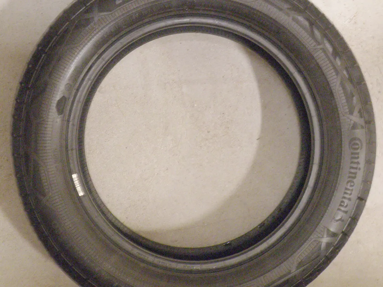 Billede 1 - 4 Sommerdæk 17 tommer - Continental 215/60 R 17 C