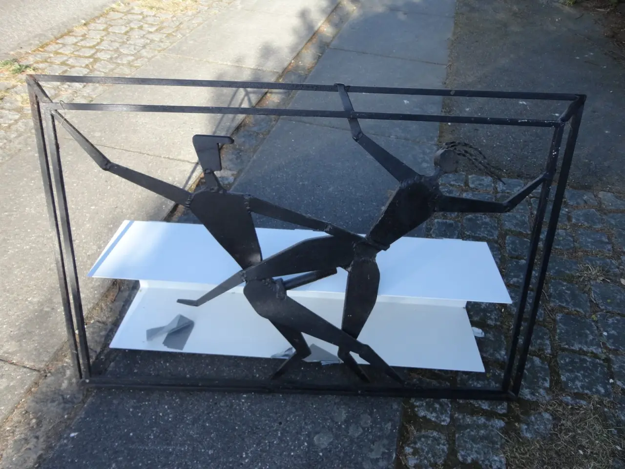 Billede 1 - S K U L P T U R  -  KUNST  []