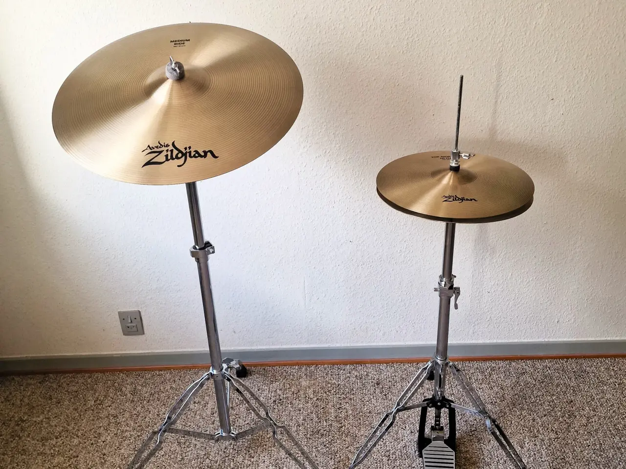 Billede 6 - Utrolig velholdt Zildjian bækken og hi-hat.