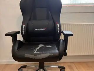 AK Racing gamerstol