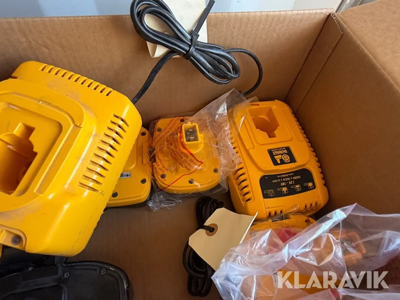 Billede 11 - Batterier og oplader DeWALT 18 V