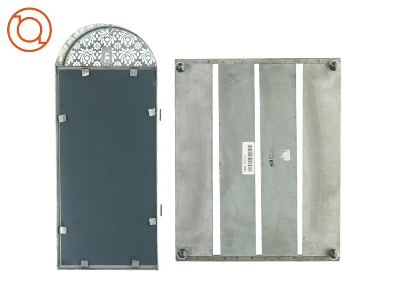 Billede 2 - Dekorativt lille skab med glaslåge samt bakke (fra H&M) (str. 37 x 16 og 31 x 26cm)
